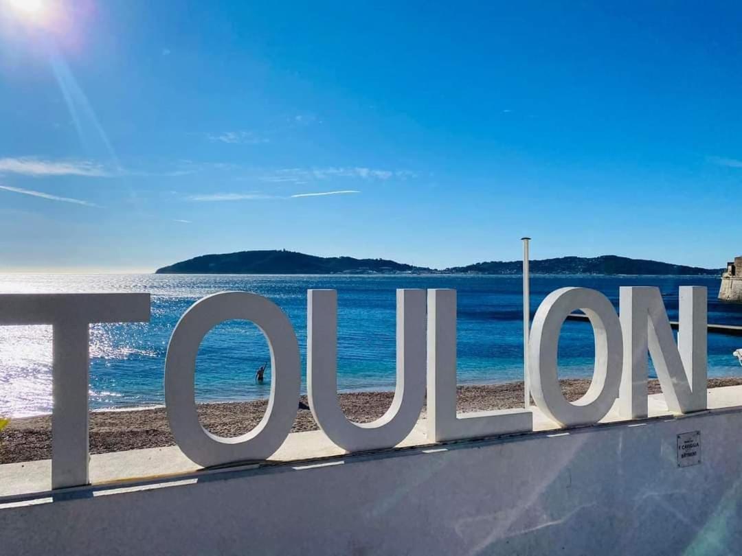 Rdc De Maison Avec Terrasse Barbecue Toulon Kültér fotó