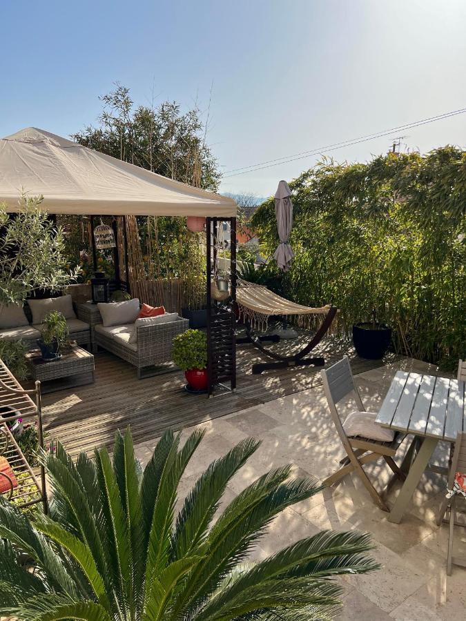 Rdc De Maison Avec Terrasse Barbecue Toulon Kültér fotó